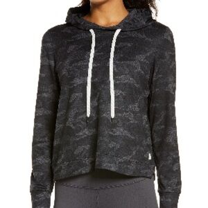 Vouri women’s halo camo hoodie. Size medium